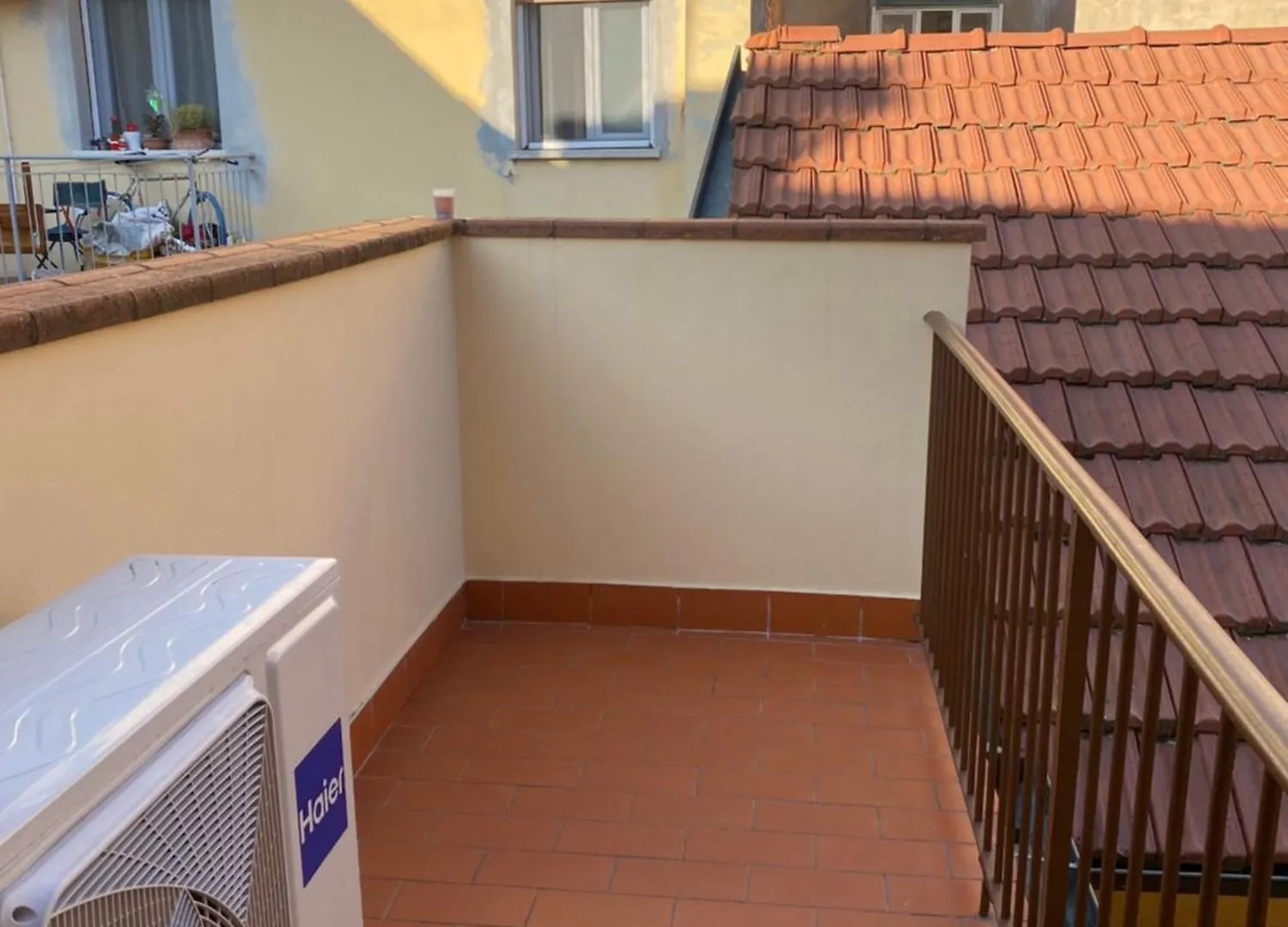 Saint Charles Apartment Bologna 0*,